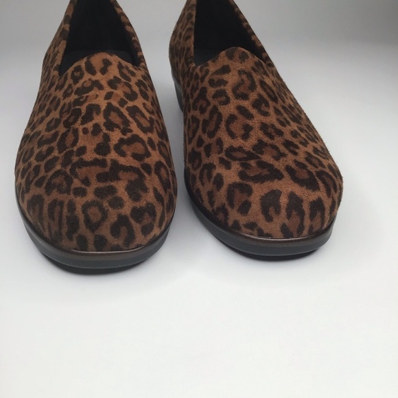 SAS Bliss Slip on Wedge in Tan Leopard Size 11. - Picture 4 of 9